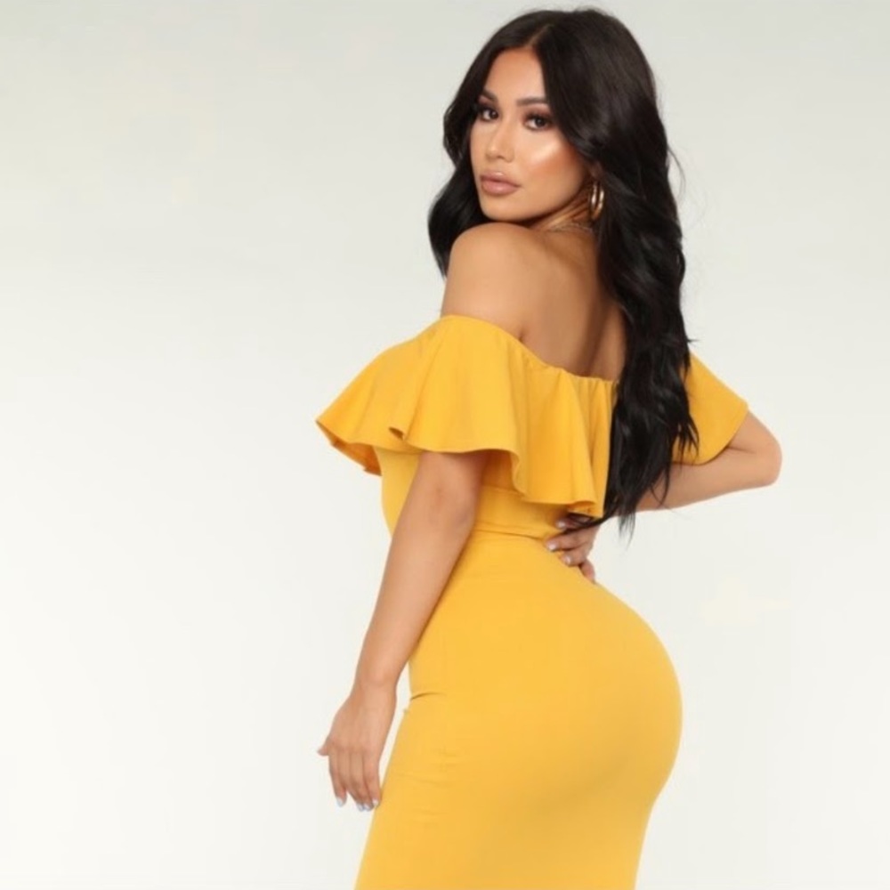 Sexy Midi Dress Sz.Medium